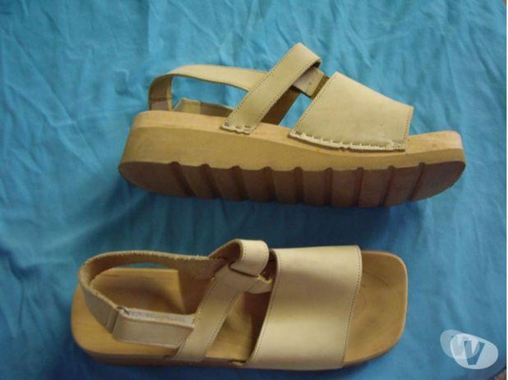 Chaussures Bas-Rhin Bouxwiller - 67330 - Photos Vivastreet Sandales beige à scratch pt 39
