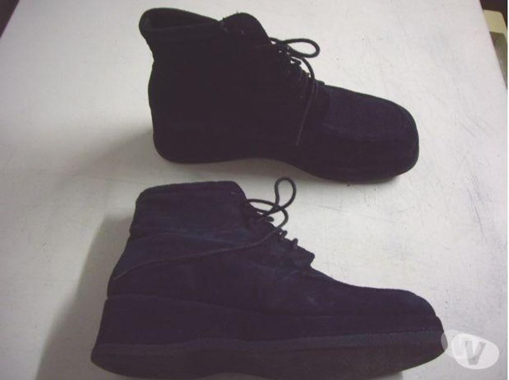 Chaussures Bas-Rhin Bouxwiller - 67330 - Photos Vivastreet Derbys Marine à lacets en daim-velours pt 41