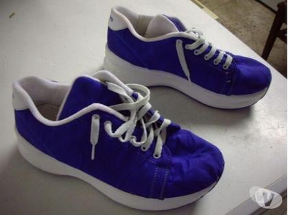 Chaussures occasion Bouxwiller Bas-Rhin - Photos Vivastreet Baskets Bleu Roy pointure 41