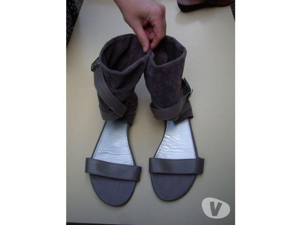 Chaussures Bas-Rhin Bouxwiller - 67330 - Photos Vivastreet Sandales montantes Gris à boucle croisée pt 39 