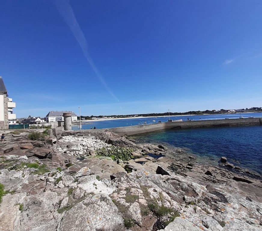 location saisonniere Morbihan Ploemeur - 56270 - Photos Vivastreet Location de vacances 3* en RdC d'une maison, plage à 50m