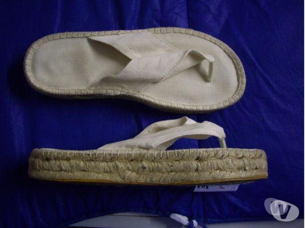 Chaussures Bas-Rhin Bouxwiller - 67330 - Photos Vivastreet Espadrilles-tongs Beige à semelle épaisse pt 41
