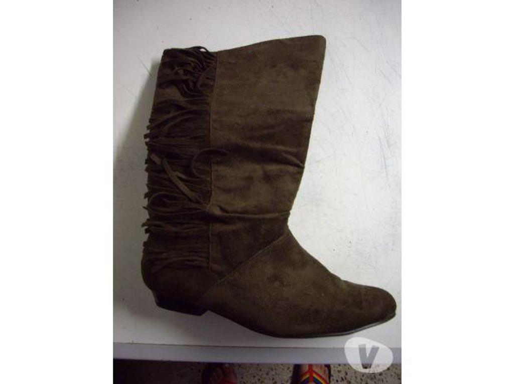 Chaussures Bas-Rhin Bouxwiller - 67330 - Photos Vivastreet Bottines à franges Marron pt 41 à 10 €