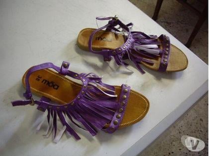 Chaussures et bottes occasion Bouxwiller Bas-Rhin - Photos Vivastreet Nu-pieds à franges Violet pt 38 neuves- à 5 €