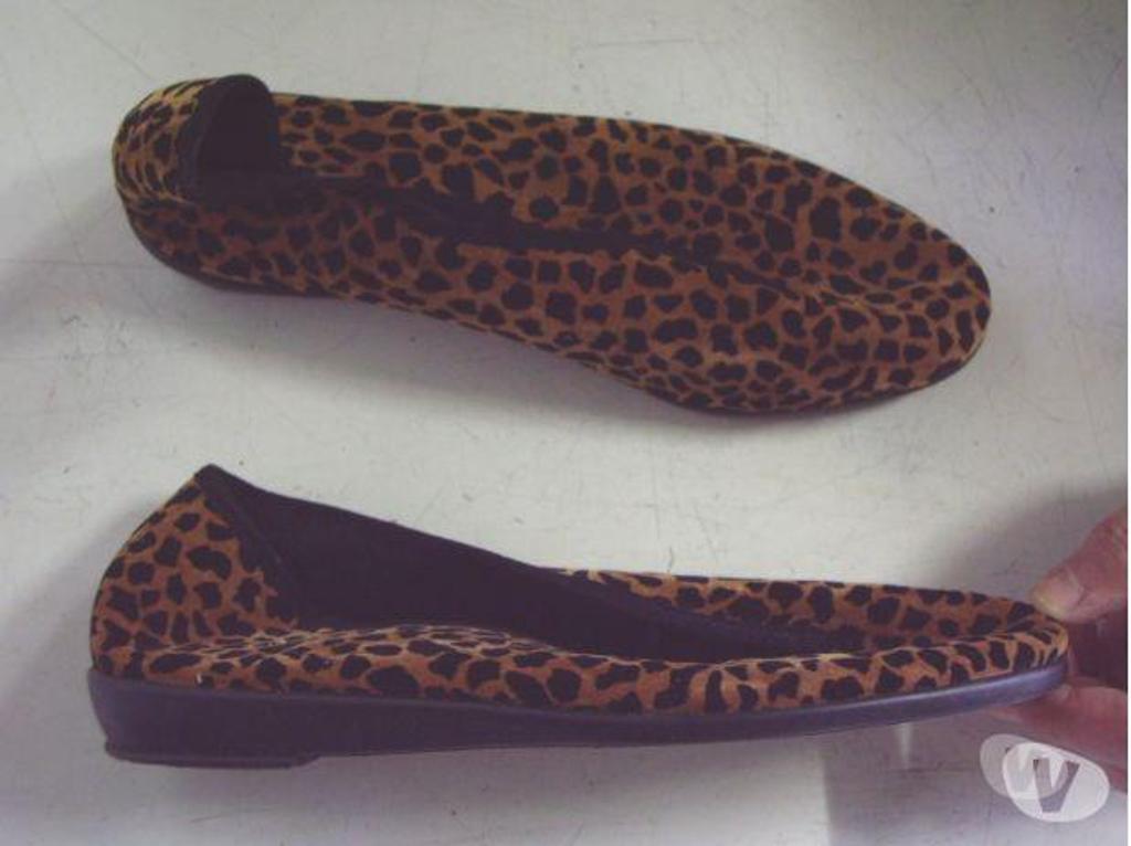 Chaussures Bas-Rhin Bouxwiller - 67330 - Photos Vivastreet Ballerines Léopard velours pt 38-neuves- à 5 €