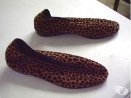 Chaussures Bouxwiller Bas-Rhin - Photos Vivastreet Ballerines Léopard velours pt 38-neuves- à 5 €