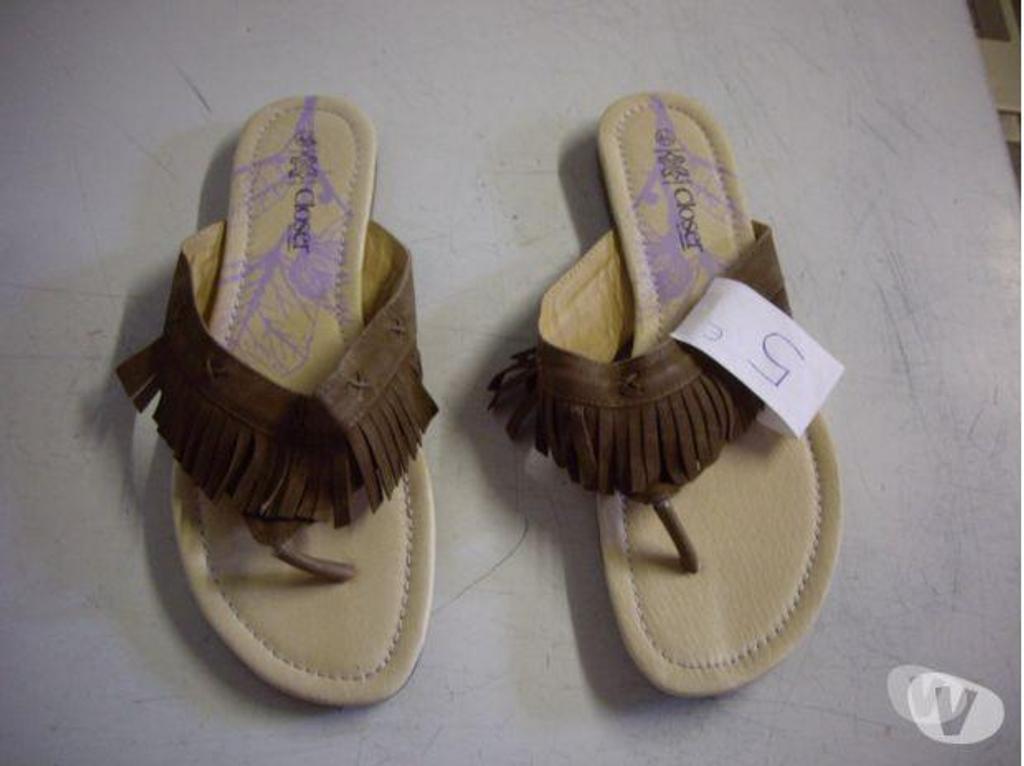 Chaussures Bas-Rhin Bouxwiller - 67330 - Photos Vivastreet Entredoigts Beige à franges pt 39 + pt40-neuves- à 5 €