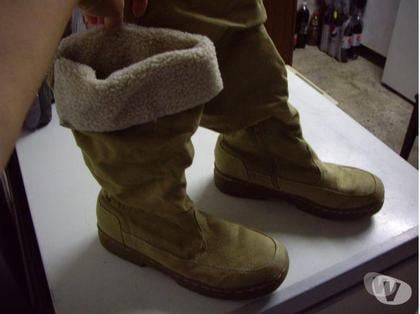 Chaussures occasion Bouxwiller Bas-Rhin - Photos Vivastreet Bottes montantes Beige fourrées pt 41