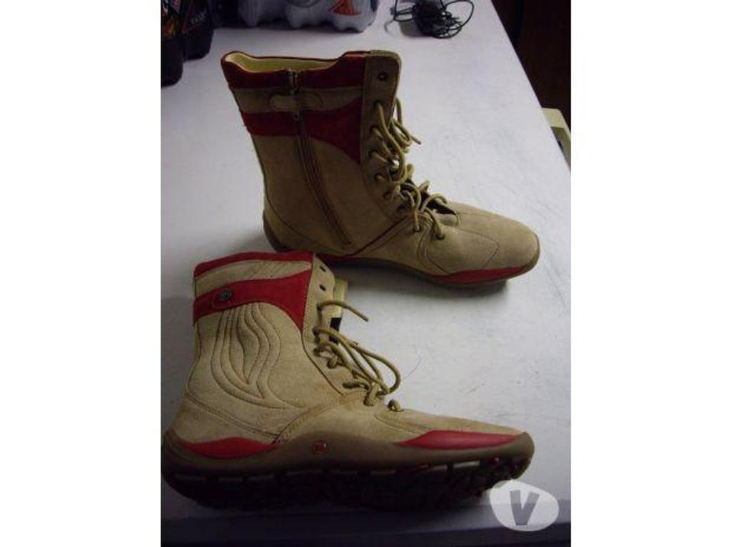 Chaussures Bas-Rhin Bouxwiller - 67330 - Photos Vivastreet Boots Beige-Rouge pointure 41 -neuves