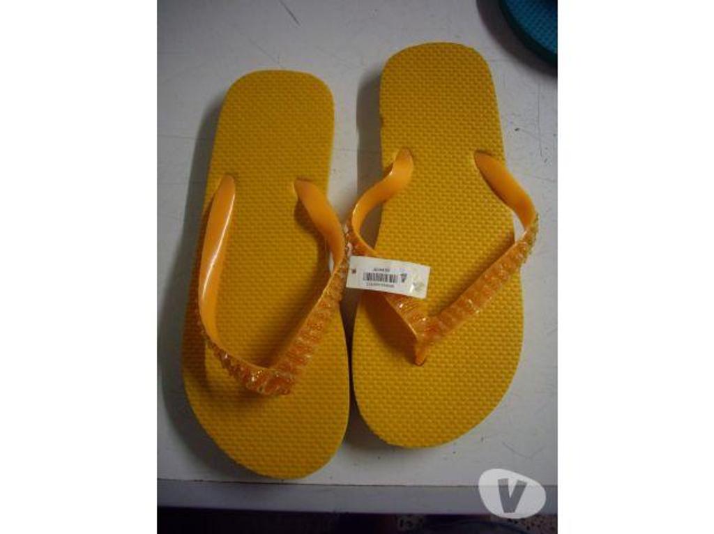 Chaussures Bas-Rhin Bouxwiller - 67330 - Photos Vivastreet Paires de Tongs perlées pt 39-40-neuves