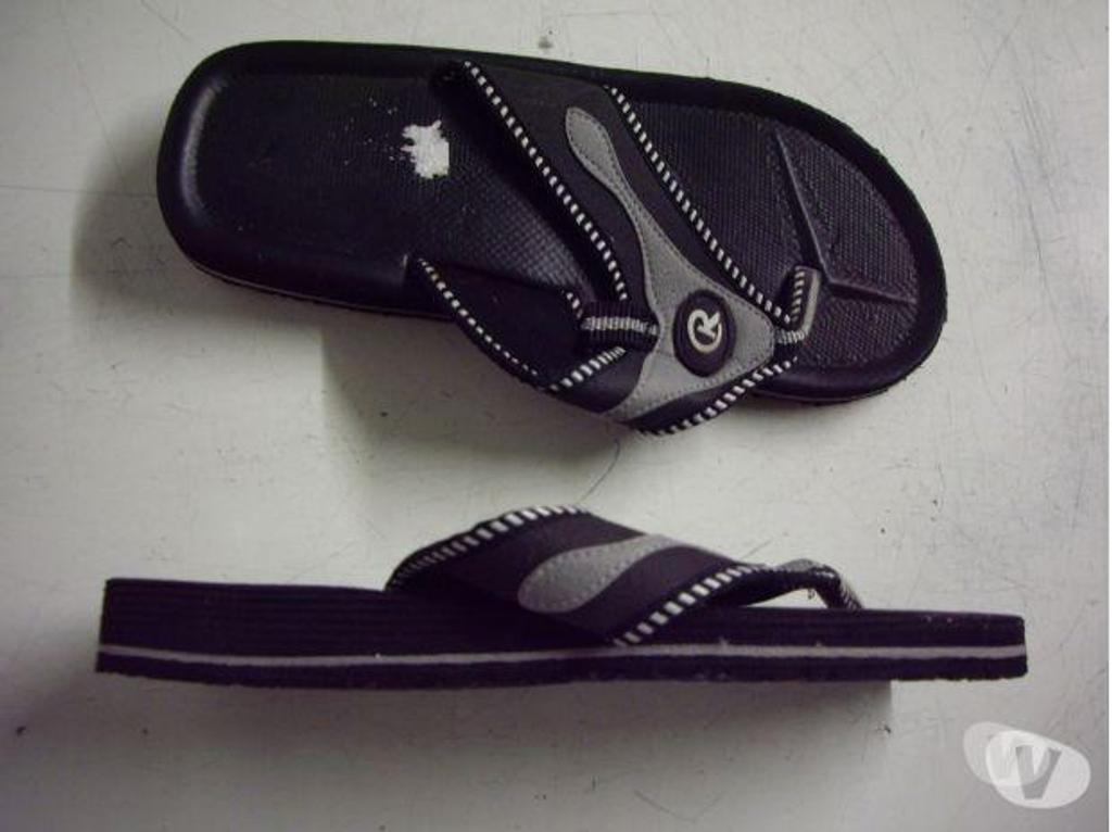 Chaussures Bas-Rhin Bouxwiller - 67330 - Photos Vivastreet Paires de Tongs Homme pt 40-neuves à 2 € et 2,50 €