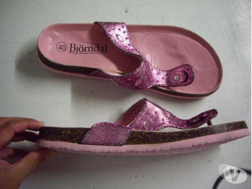 Chaussures Bas-Rhin Bouxwiller - 67330 - Photos Vivastreet Mules-Entredoigts Rose Brillant pt 40 à 6 €