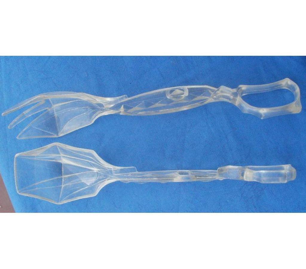 Ameublement & art de la table Tarn-et-Garonne Montauban - 82000 - Photos Vivastreet Couverts, pince à salade en plastique dur, vintage