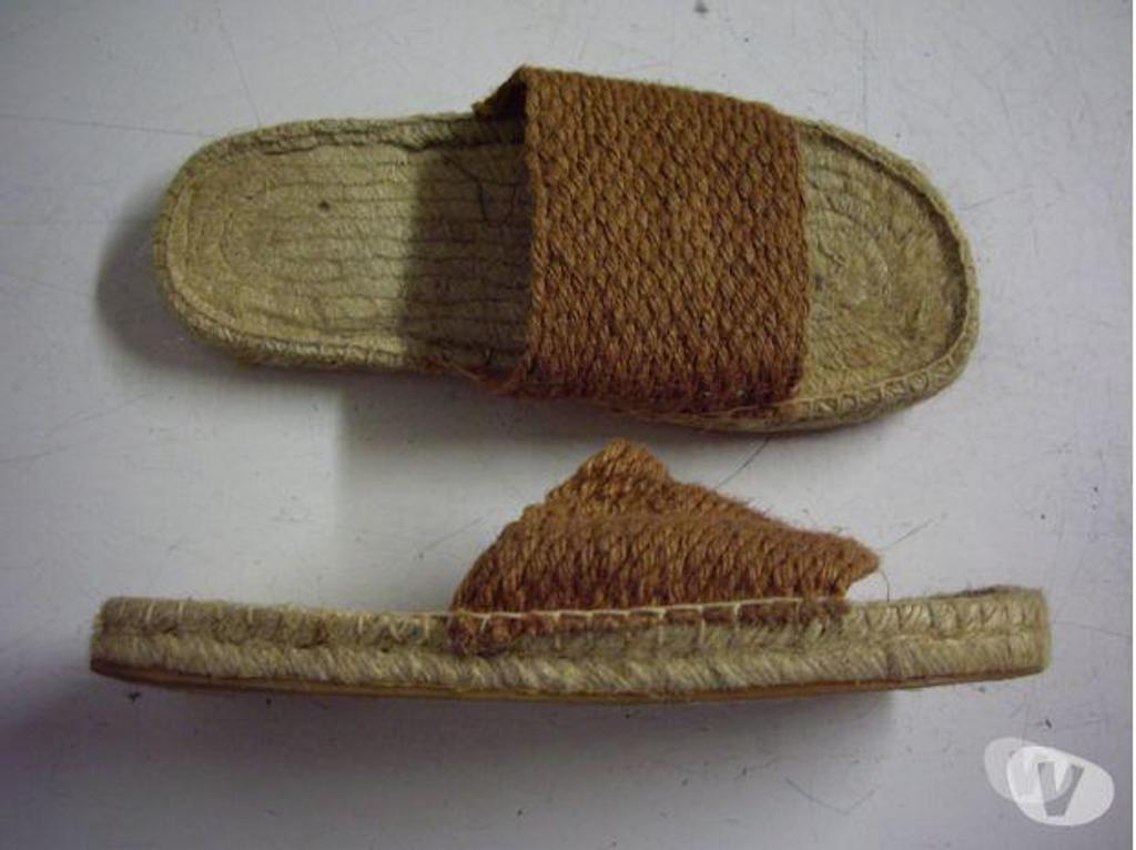 Chaussures Bas-Rhin Bouxwiller - 67330 - Photos Vivastreet Paires d'Espadrilles pointure 38 à 2 €