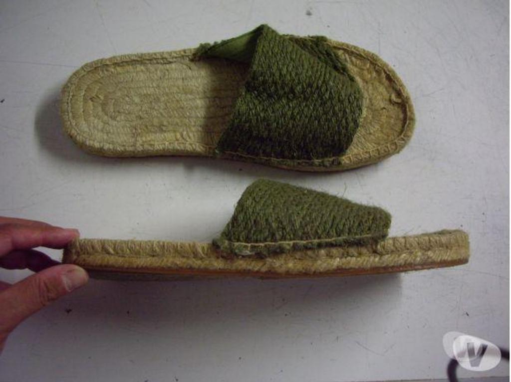 Chaussures Bas-Rhin Bouxwiller - 67330 - Photos Vivastreet Paires d'Espadrilles pointure 38 à 2 €