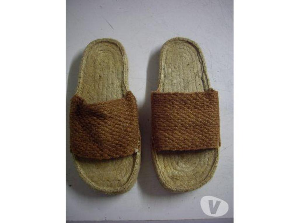 Chaussures Bas-Rhin Bouxwiller - 67330 - Photos Vivastreet Paires d'Espadrilles pointure 38 à 2 €