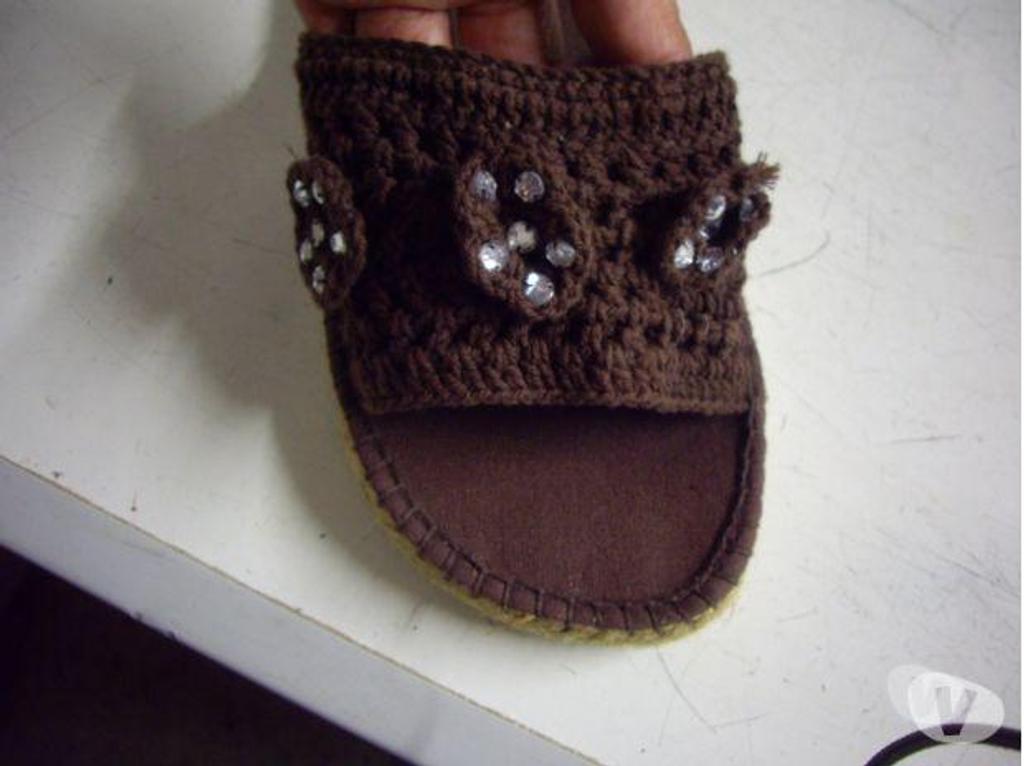 Chaussures Bas-Rhin Bouxwiller - 67330 - Photos Vivastreet Espadrilles Brun à fleurs perlées pt 38-neuves à 4,50 €
