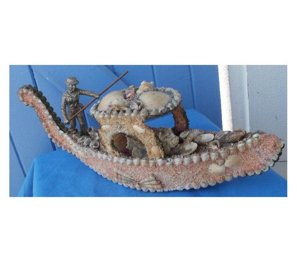 Décoration - art Tarn-et-Garonne Montauban - 82000 - Photos Vivastreet Gondole decorative VINTAGE en sable et coquillages
