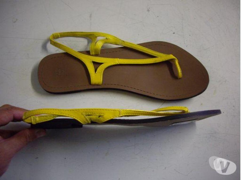 Chaussures Bas-Rhin Bouxwiller - 67330 - Photos Vivastreet Sandales-Entredoigts coloris Jaune pointure 39 à 2,50 €