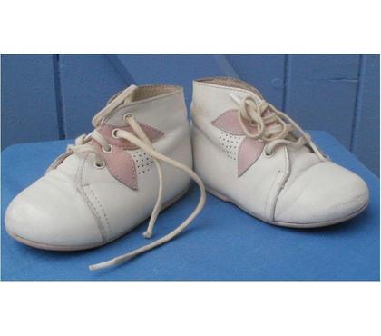 Chaussures et bottes occasion Montauban Tarn-et-Garonne - Photos Vivastreet Chaussures vintage JANBY Taille 18