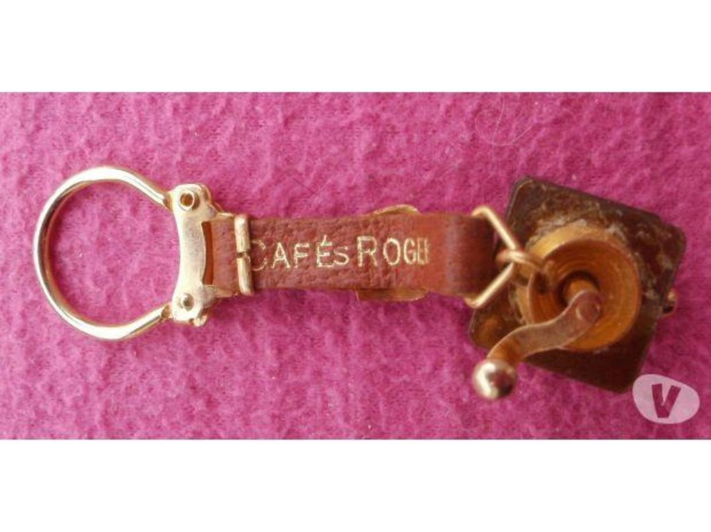 Accessoires - Bagagerie Tarn-et-Garonne Montauban - 82000 - Photos Vivastreet Porte cle CAFES ROGER en forme de moulin à café 