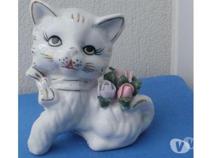 Décoration-Art-Antiquité Montauban Tarn-et-Garonne - Photos Vivastreet CHAT blanc en porcelaine, hauteur 12 cm