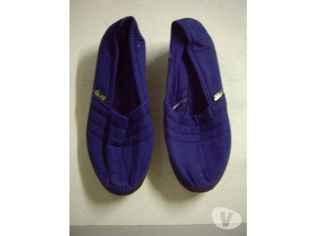 Chaussures Bas-Rhin Bouxwiller - 67330 - Photos Vivastreet Mocassins de confort Bleu pt 40-neufs- à 3,50 €