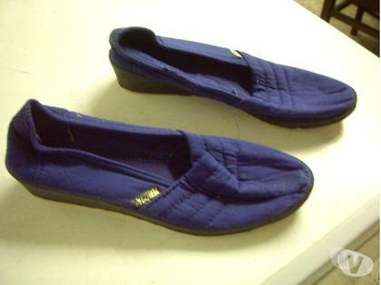 Chaussures occasion Bouxwiller Bas-Rhin - Photos Vivastreet Mocassins de confort Bleu pt 40-neufs- à 3,50 €