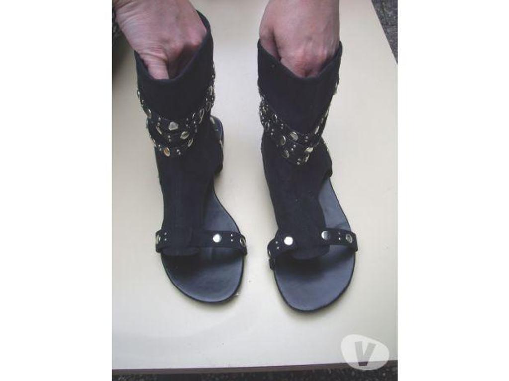 Chaussures Bas-Rhin Bouxwiller - 67330 - Photos Vivastreet Sandales Noir montantes pt 40-neuves- à 7 €