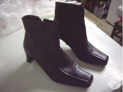 Chaussures et bottes occasion Bouxwiller Bas-Rhin - Photos Vivastreet Bottines Noir pointure 40-neuves- à 10 €
