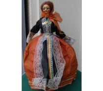 Ancienne Poupee folklorique, tête en carton