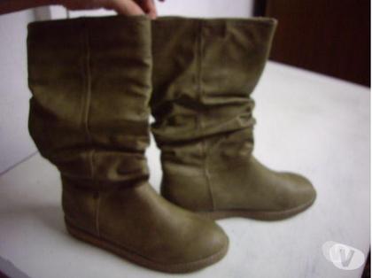 Chaussures et bottes occasion Bouxwiller Bas-Rhin - Photos Vivastreet Bottes Beige-Kaki pt 40-neuves- à 15 €