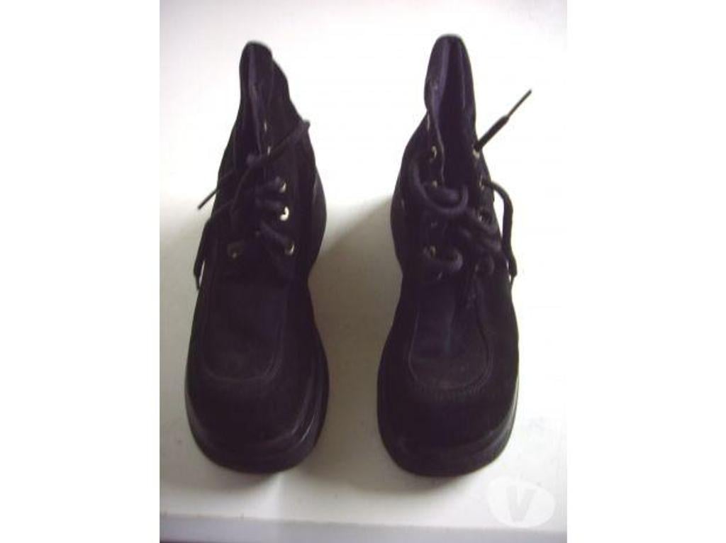 Chaussures Bas-Rhin Bouxwiller - 67330 - Photos Vivastreet Derbys Noir à lacets pointure 40 à 4 €