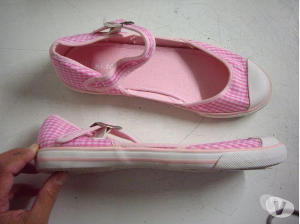 Chaussures Bas-Rhin Bouxwiller - 67330 - Photos Vivastreet Paires de Ballerines pt 40 à 3,50 €