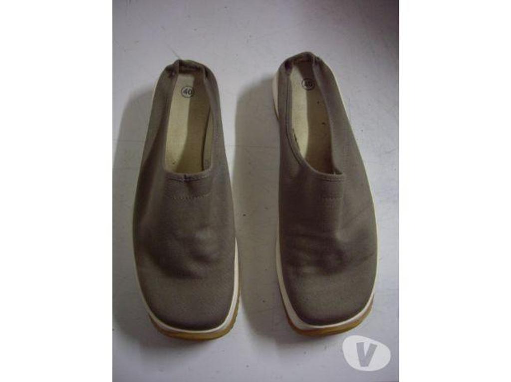 Chaussures Bas-Rhin Bouxwiller - 67330 - Photos Vivastreet Mules en toile Kaki pt 40 - neuves- à 5 €