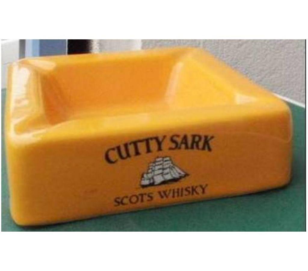 Décoration - art Tarn-et-Garonne Montauban - 82000 - Photos Vivastreet Cendrier cutty sark, scots whisky