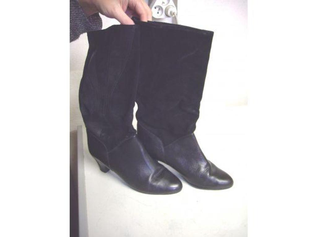 Chaussures Bas-Rhin Bouxwiller - 67330 - Photos Vivastreet Bottes à talons Noir pt 39 à 9 €