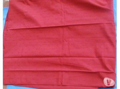 Ameublement & art de la table Montauban Tarn-et-Garonne - Photos Vivastreet Nappe 138 x 227 cm couleur bordeaux + 8 serviettes
