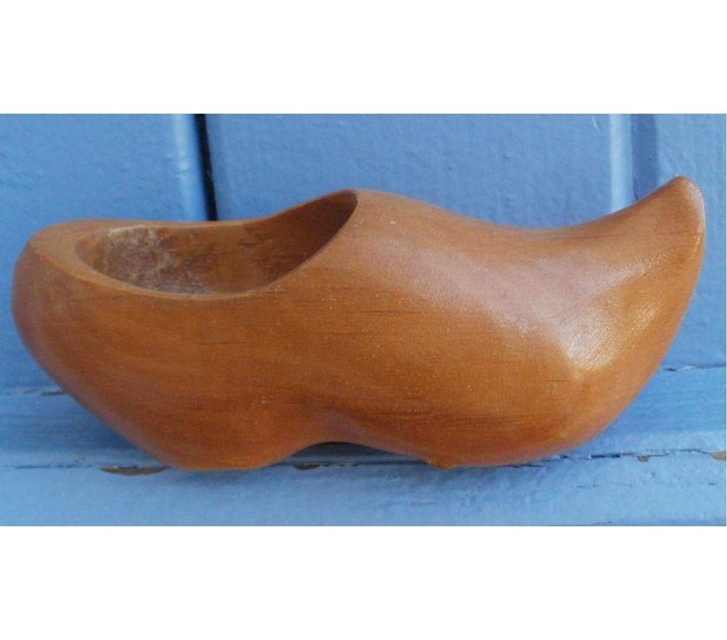 Décoration - art Tarn-et-Garonne Montauban - 82000 - Photos Vivastreet Chaussure, sabot miniature en bois
