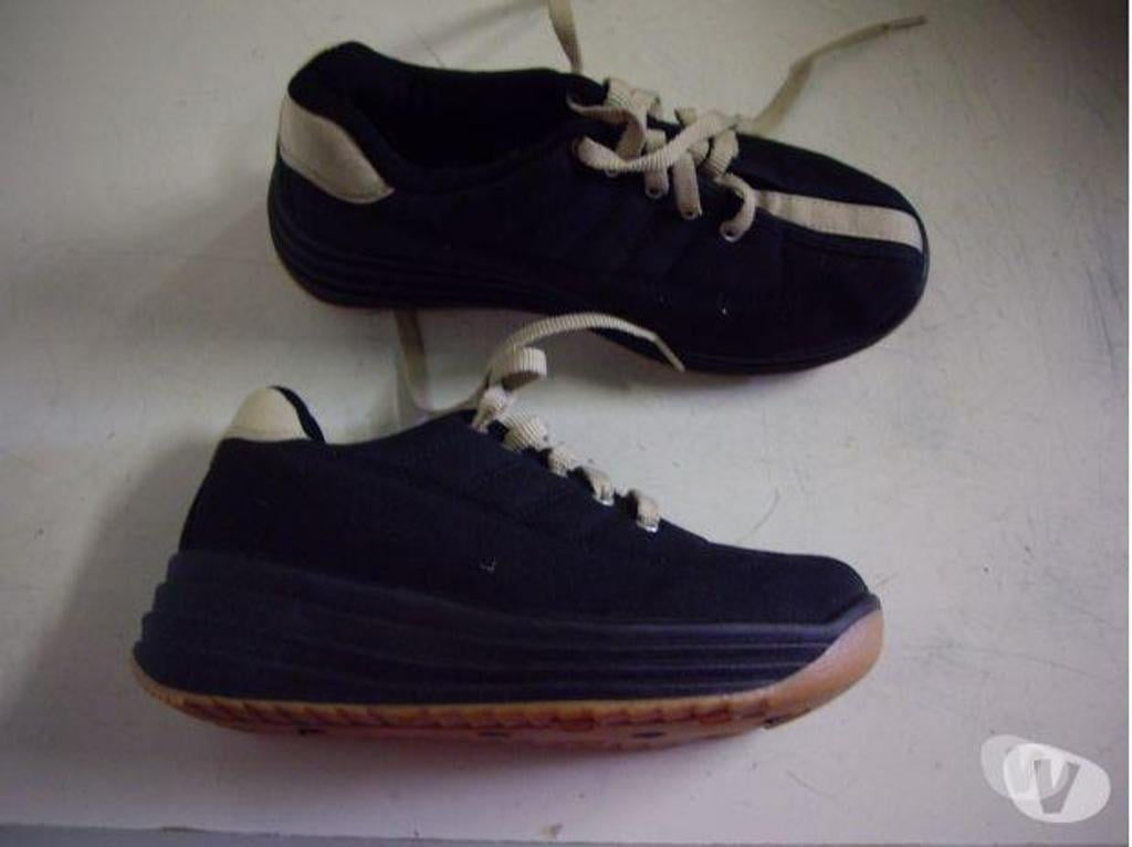 Chaussures Bas-Rhin Bouxwiller - 67330 - Photos Vivastreet Joggers en Toile Noir et Beige New Lander pt 39 -neufs-à 7 €