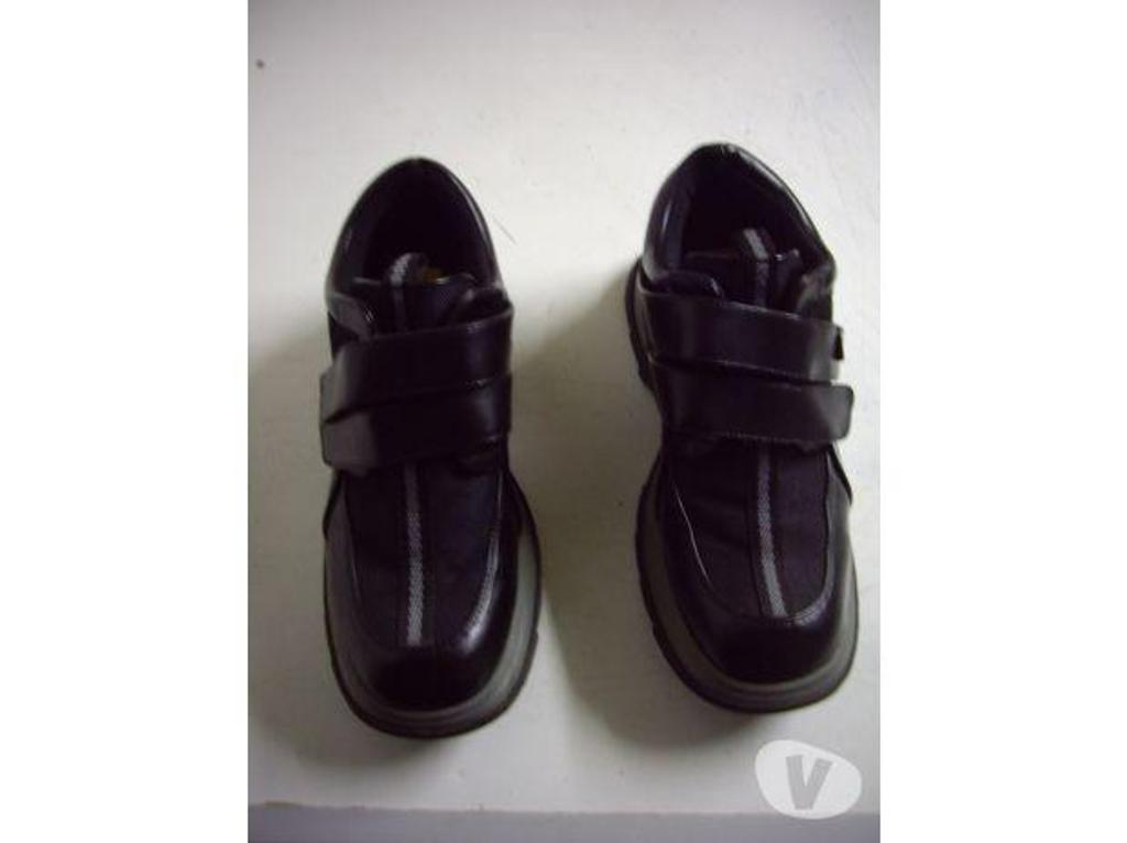 Chaussures Bas-Rhin Bouxwiller - 67330 - Photos Vivastreet Derbys Noir à scratch pointure 39 à 7 €