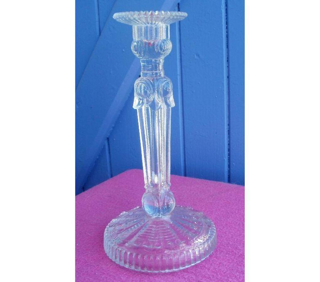 Décoration - art Tarn-et-Garonne Montauban - 82000 - Photos Vivastreet Bougeoir en verre Hauteur 22 cm