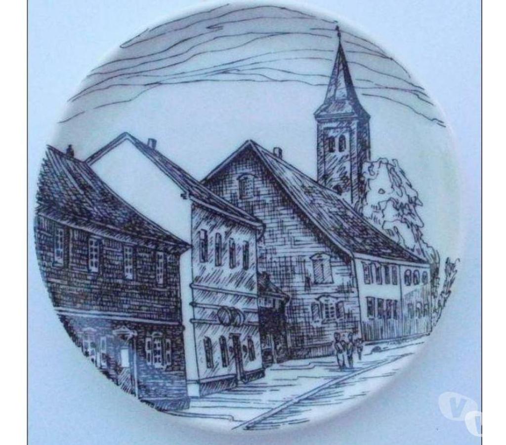 Décoration - art Tarn-et-Garonne Montauban - 82000 - Photos Vivastreet Assiette miniature Ø 9.7 cm Sparkasse Heiligenh