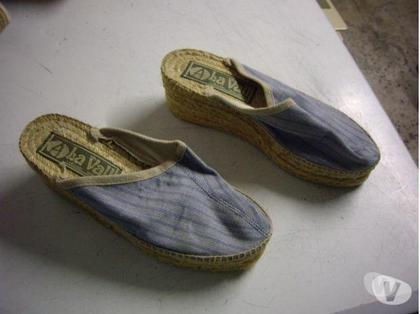 Chaussures et bottes occasion Bouxwiller Bas-Rhin - Photos Vivastreet Sabots en espadrilles pt 34 en bleu rayé à 3 €