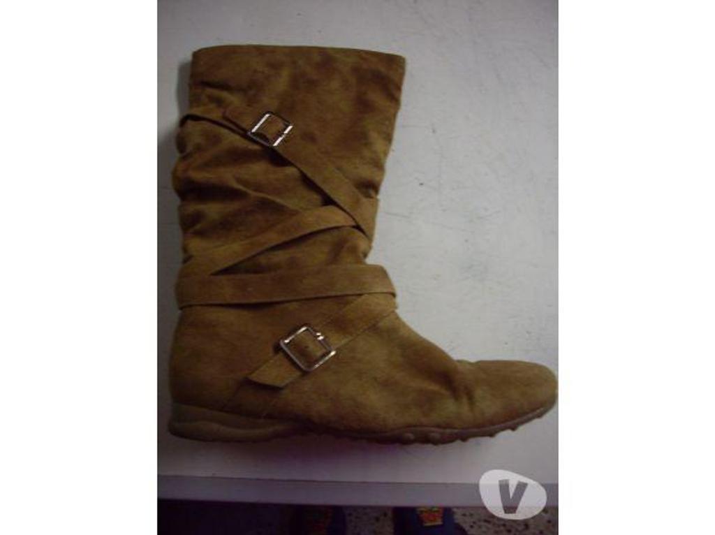Chaussures Bas-Rhin Bouxwiller - 67330 - Photos Vivastreet Bottes Beige à boucles pt 41 - neuves