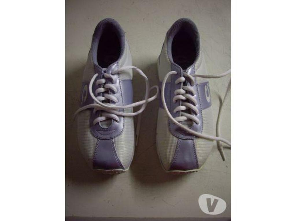 Chaussures Bas-Rhin Bouxwiller - 67330 - Photos Vivastreet Joggers de ville Blanc-bleu grisé pointure 38