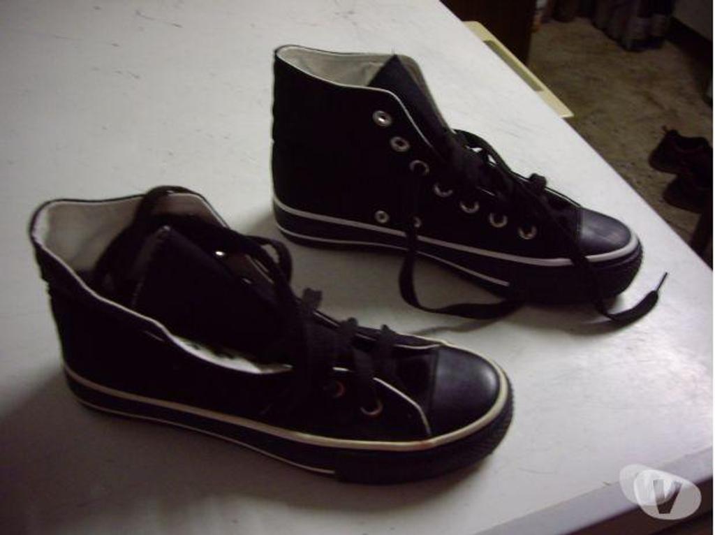 Chaussures Bas-Rhin Bouxwiller - 67330 - Photos Vivastreet Basket en tissu Noir pointure 39-neuves