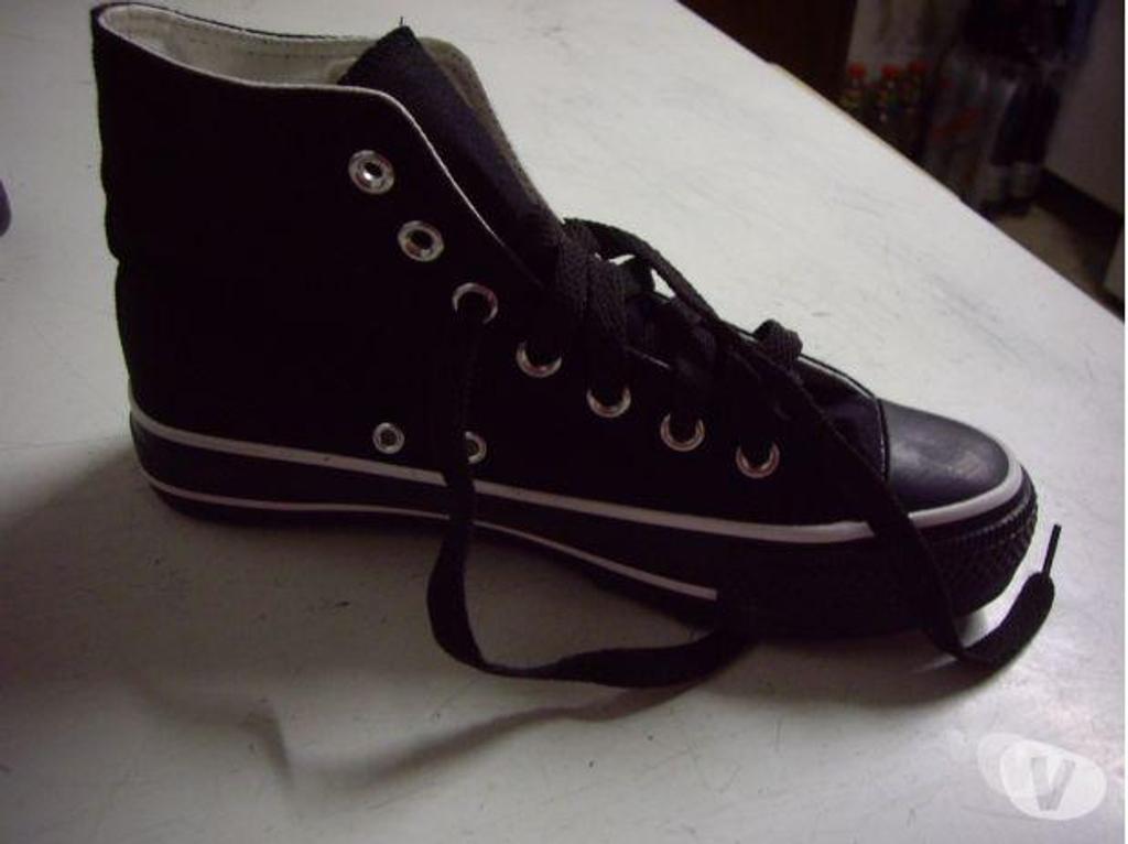 Chaussures Bas-Rhin Bouxwiller - 67330 - Photos Vivastreet Basket en tissu Noir pointure 39-neuves