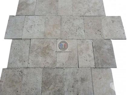 Bricolage - Jardin - Outillage Forcalqueiret Var - Photos Vivastreet Travertin Classique Beige Bande Libre EN STOCK