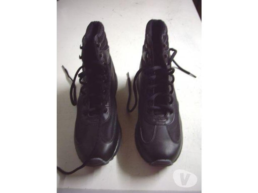 Chaussures Bas-Rhin Bouxwiller - 67330 - Photos Vivastreet Baskets hautes Noir pt 38 à 8 € + 10 €